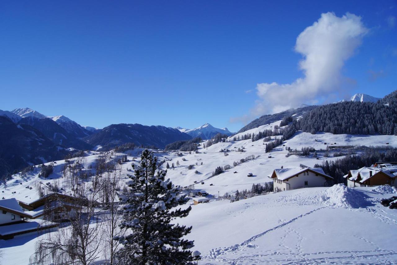 Apart-Hotel Alpinsonnenresidenz Fiss Exterior photo