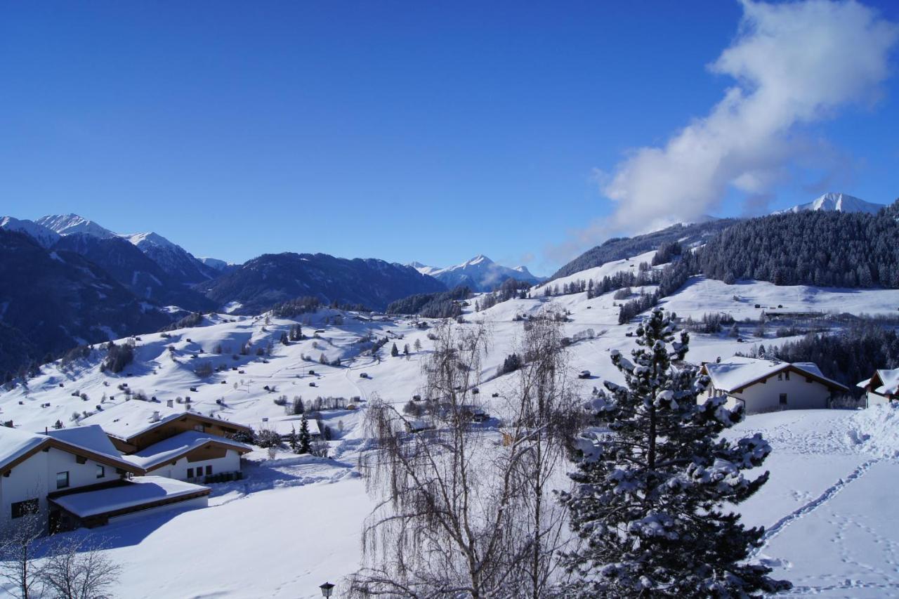 Apart-Hotel Alpinsonnenresidenz Fiss Exterior photo